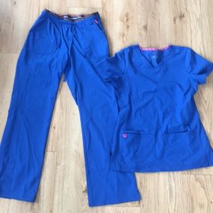 Heartsoul scrub set size small